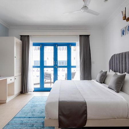 Azalea By Stone Wood Premier Hotel Varca Exterior foto