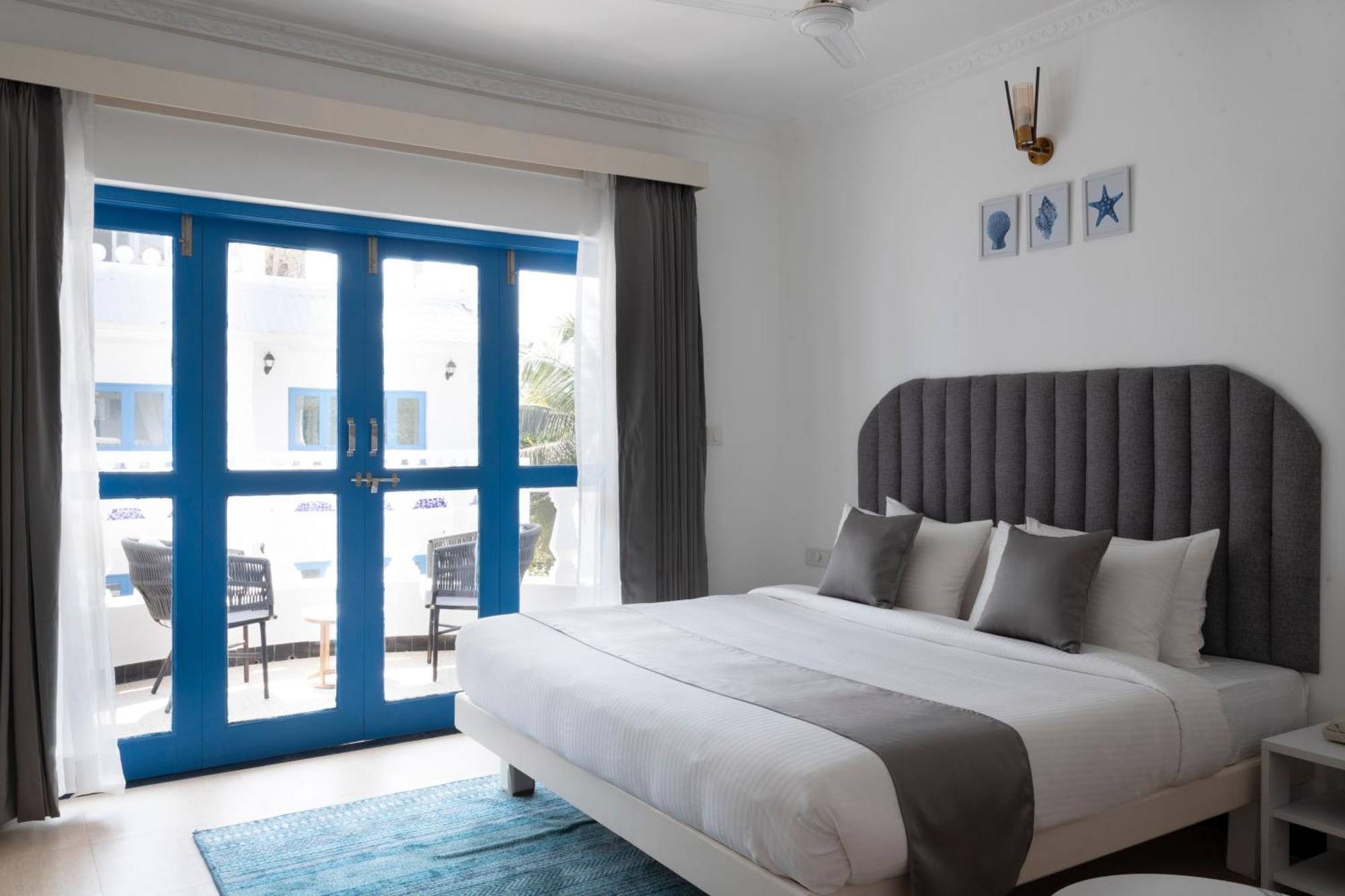 Azalea By Stone Wood Premier Hotel Varca Exterior foto