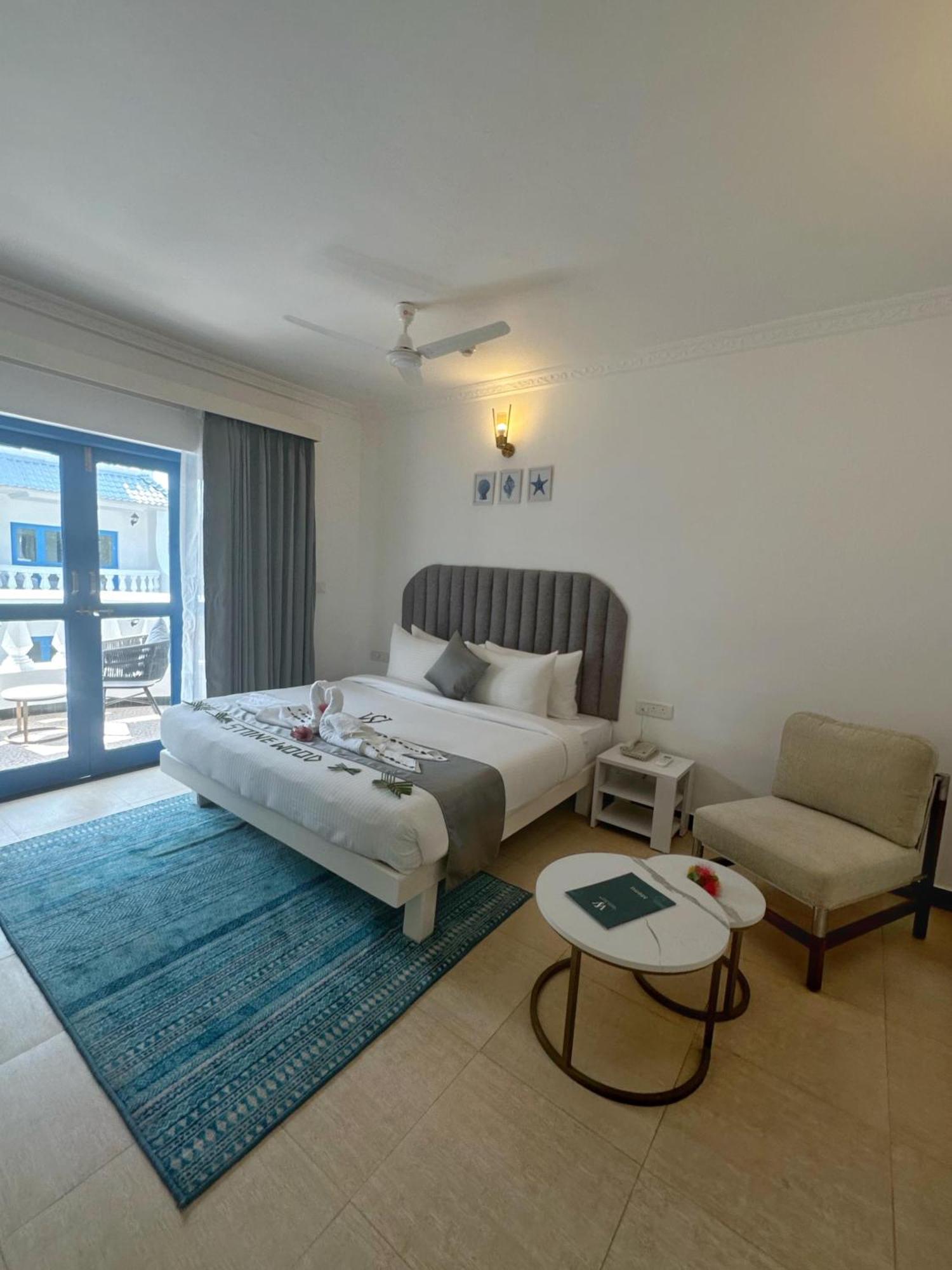 Azalea By Stone Wood Premier Hotel Varca Exterior foto